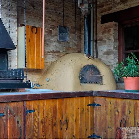 House With 3 Bedrooms In Chozas De Abajo, With Wifi Apartmán *